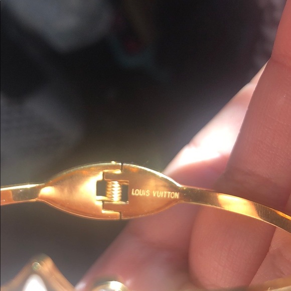 ✨Louis Vuitton Gold & Black Cuff✨ - Picture 4 of 4